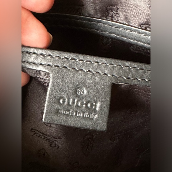 Gucci Implement black tote back Great condition Double handles black - Picture 6 of 16